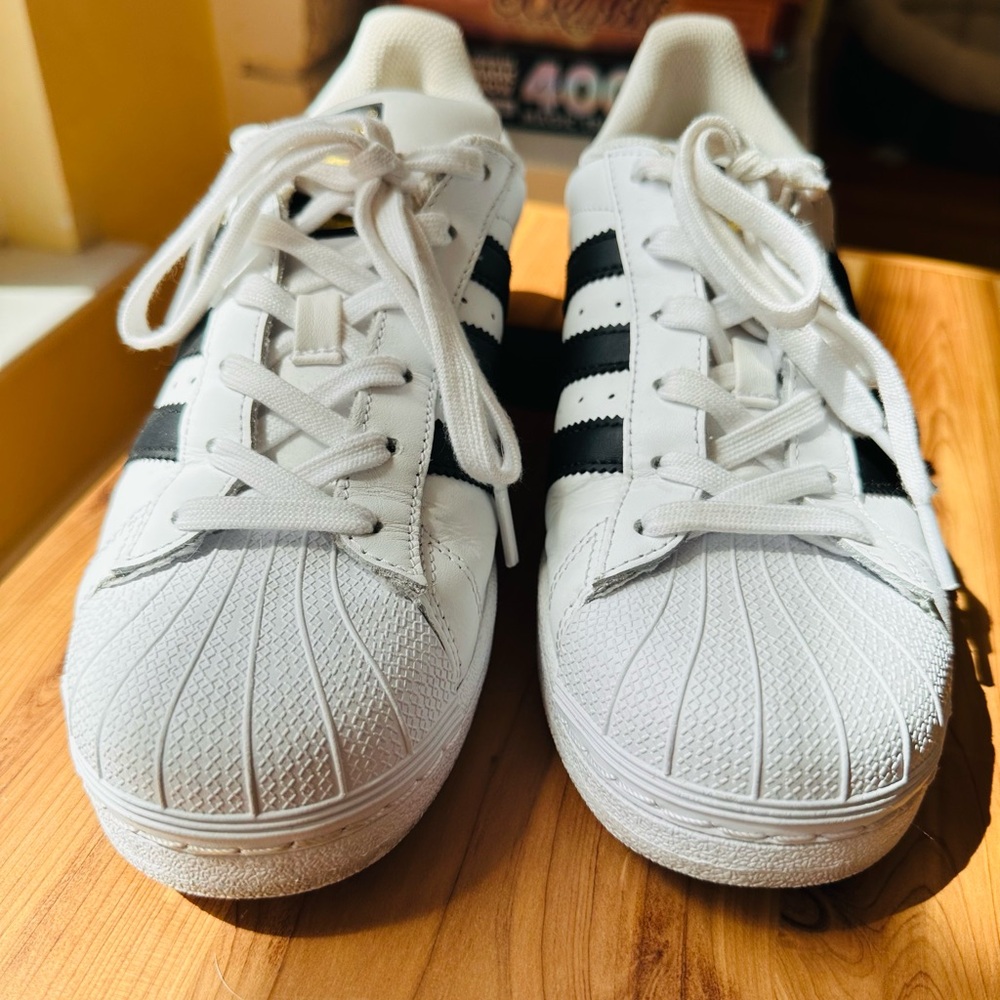 Adidas - Superstar - women’s size 7.5 - Gently Used